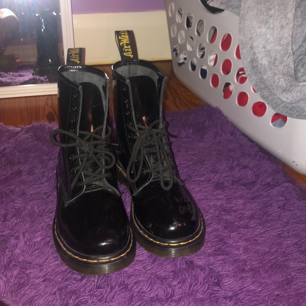 Dr. Marten’s Women’s 1460 Patent Boots